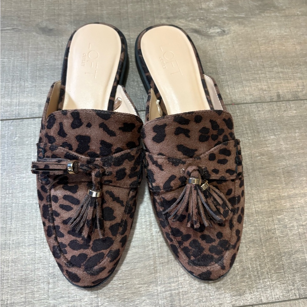 Loft Leopard style Mules with Tassel
NWOT SIZE 7